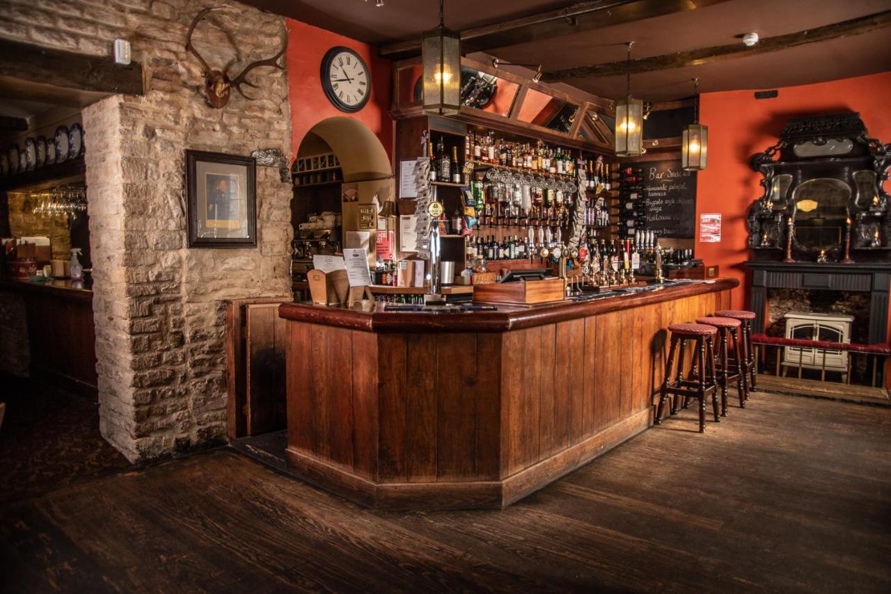 The Star Inn Удсток Екстериор снимка